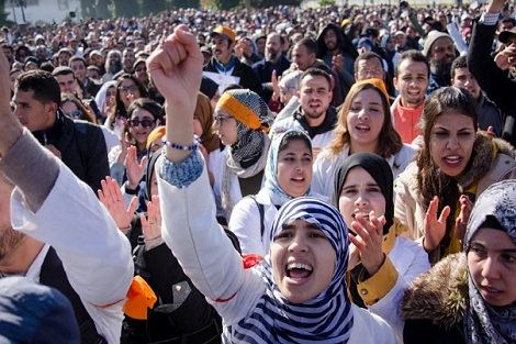“ملف المتعاقدين” يجر أستاذا مرسما للقضاء (فيديو)