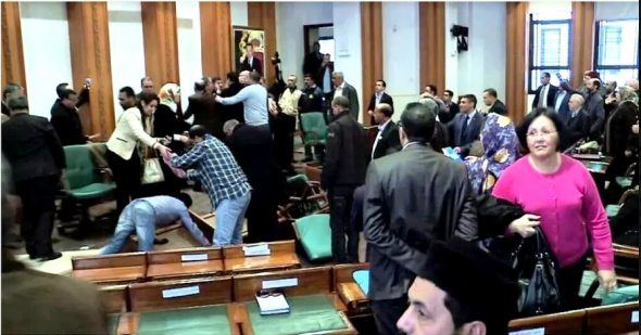 العمراني يكشف حيثيات المشادات بين مستشاري البيجيدي والبام بمجلس الرباط