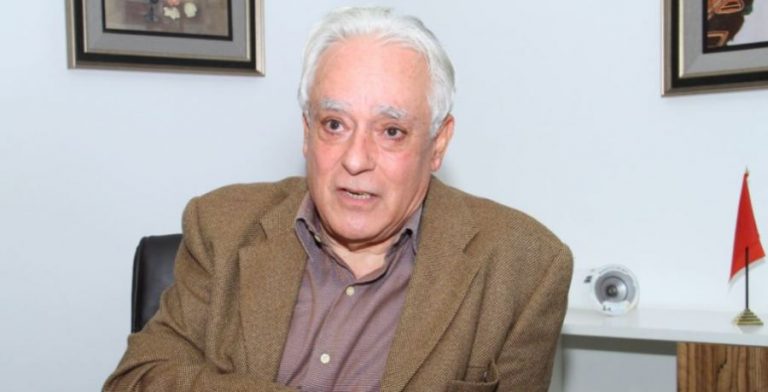 وزير سابق يدعو إلى تخفيض الضرائب المفروضة على الشركات