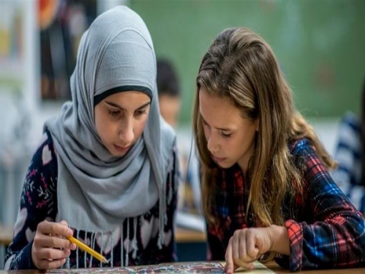 بعد النمسا..ألمانيا تصدم الجميع وتقرر منع الحجاب في المدارس