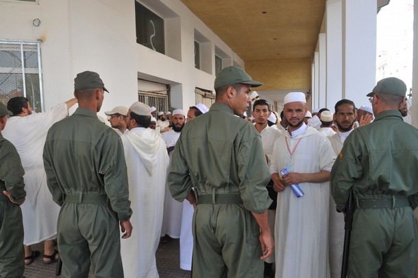 وزارة الأوقاف تحدد شروط الاعتكاف والجماعة ترد (وثيقة)