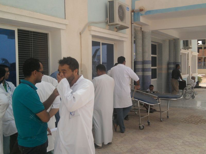تعنيف طبيب لقابلة يغضب نقابة