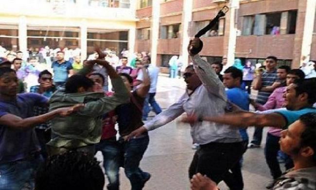 إصابات خطيرة في إعتداء لفصيل طلابي على طالب يساري (صور)