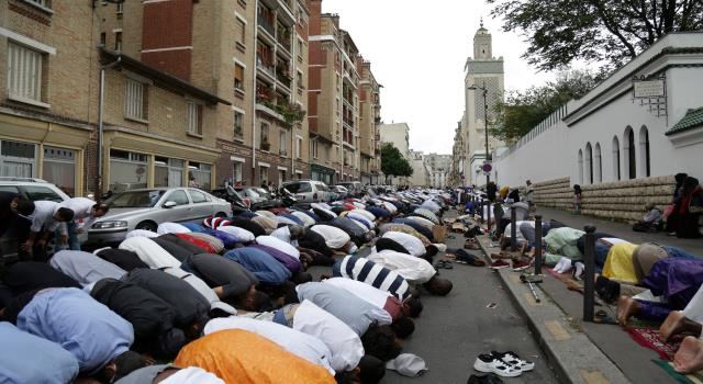 ارتفاع وتيرة إغلاق المساجد في فرنسا