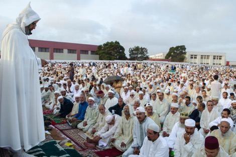 وفاة مفاجئة لمواطن أثناء أداء صلاة العيد