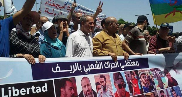 معتقلان ريفيان يخيطان أفواههما احتجاجا على “الإهمال الطبي”
