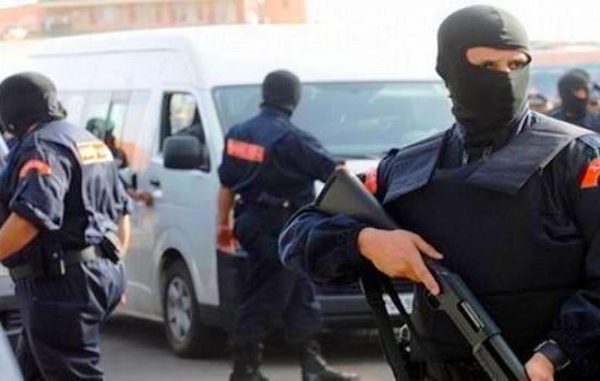 توقيف أفراد عصابة سرقوا 390 مليونا من شخص اعترضوا سبيله