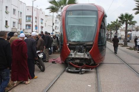 “الترامواي” يضع حدا لحياة مسن بسبب إزدحام صلاة التراويح