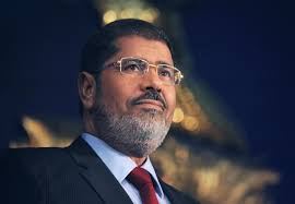 نجل مرسي: السلطات ترفض دفن والدي بمقابر العائلة