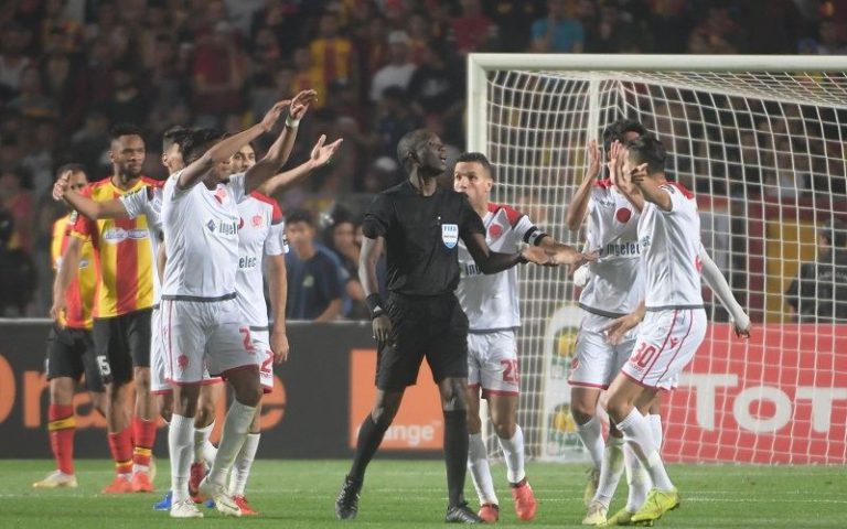 حزب آخر يدخل على خط “فضيحة” الوداد ويطلب عقد اجتماع برلماني