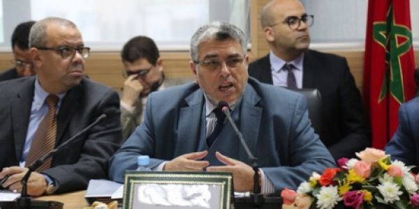 إئتلاف حقوقي يتهم الرميد وبنيوب بتضليل المغاربة