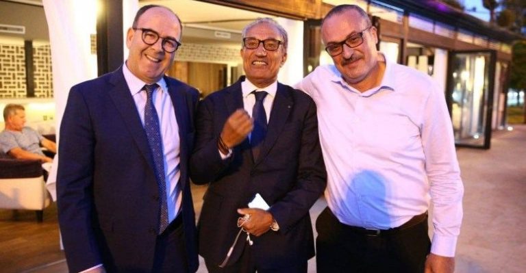 سفير المغرب في بولونيا يجمع بنمشاس وأحد أشرس خصومه