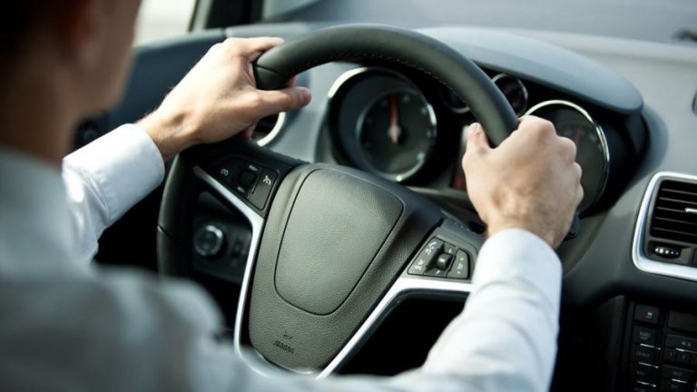 وزارة النقل تصدر قرارا جديدا يهم  أصحاب “بيرمي” مهني