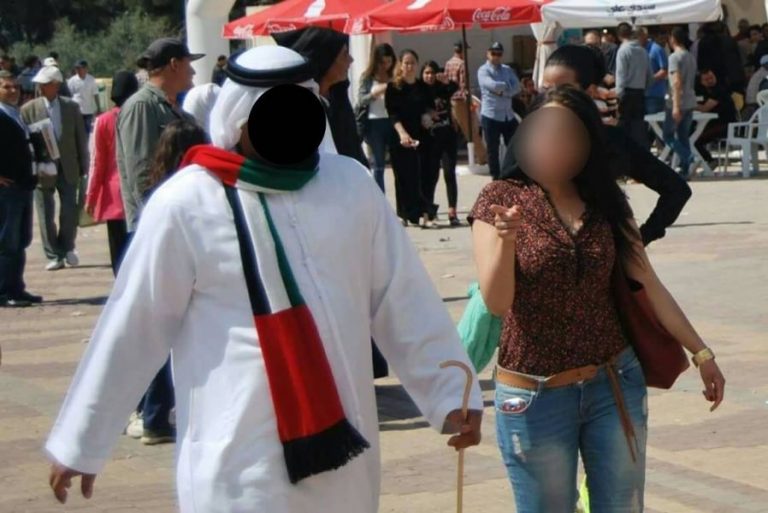 “الحاجة والمومسات الـ7”.. حكايات نصب يحكيها ضحايا يعيشون ضريبة الخليج