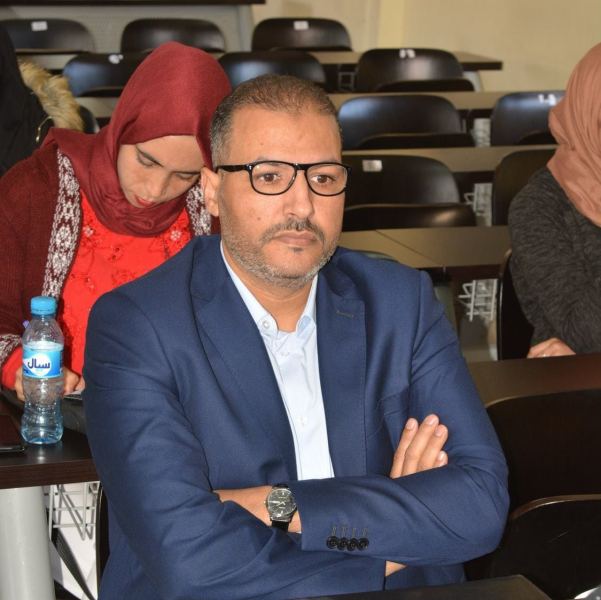 بوفريوى: اعتقال المسؤولين الناهبين للمال العام يجب ان يكون شفافا