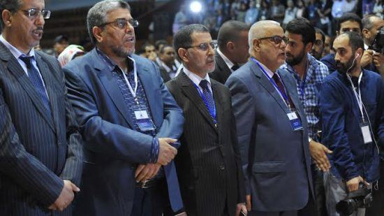 تقرير: سعي البيجيدي للبقاء في السلطة يعرضه للانقسام
