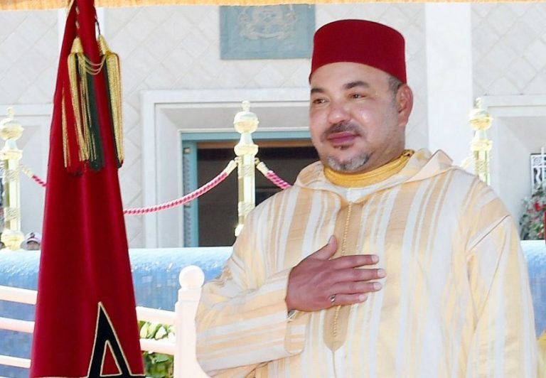 محمد السادس يتسلم قلادة الاستحقاق الأولمبي