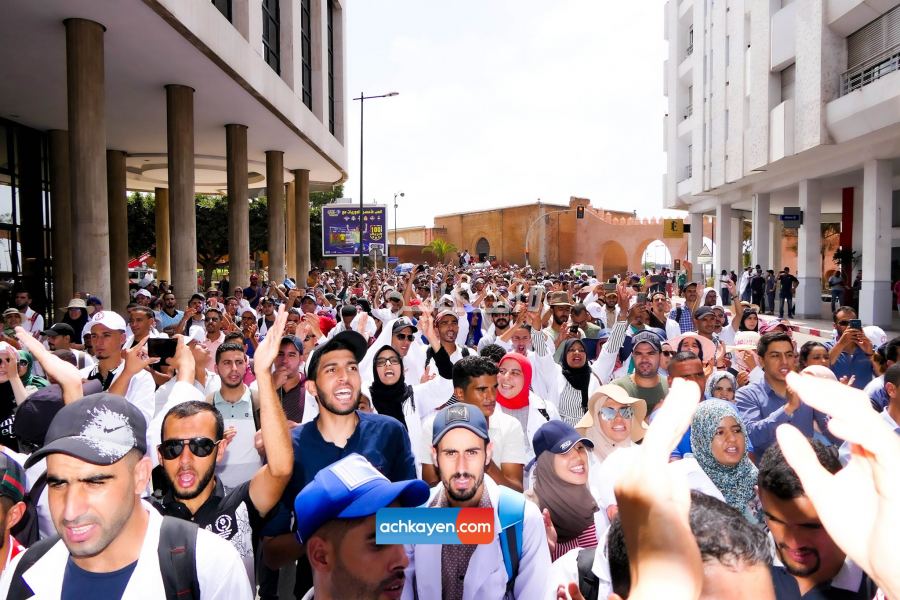 وزارةُ بنموسى تدعو “المُتعاقدين” إلى جلْسة حِـوار