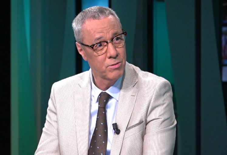 بدر الدين الإدريسي يكتب: ألعاب خارت قواها..
