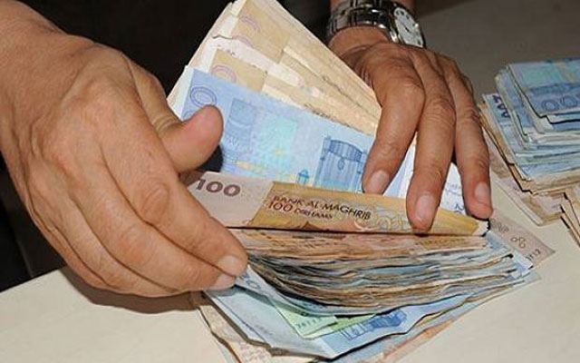 مغاربة يسحبون معاشات متقاعدين موتى