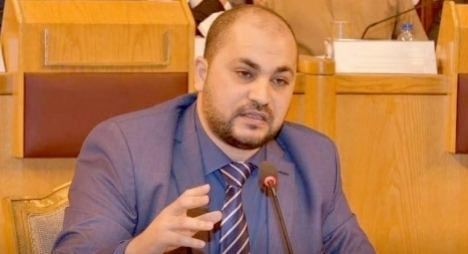 الأندلوسي يتهم الداخلية بـ”التواطؤ” مع “البام” لخرق القانون