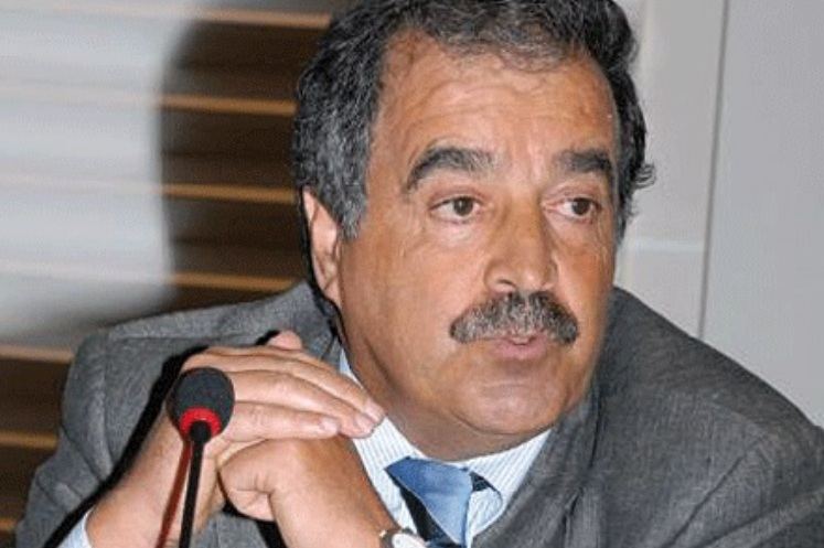 خبير: عفو الحكومة عن مهربي الأموال يستهدف الطبقة المتوسطة ويساعد مافيا التبييض
