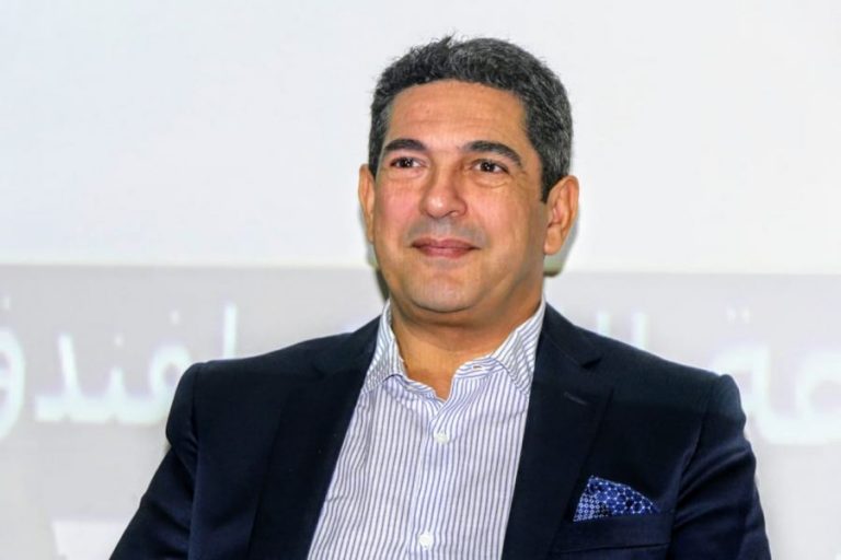 أمزازي يقر باغتناء موظفين في وزارته من المراقبة المستمرة
