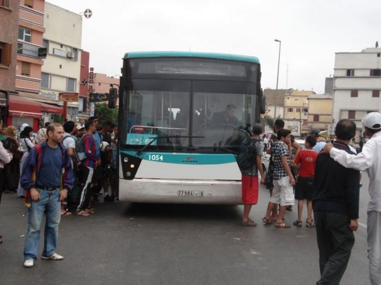 مصدر يكشف معطيات مثيرة عن أسباب إلغاء صفقة شراء 700 حافلة جديدة بالبيضاء