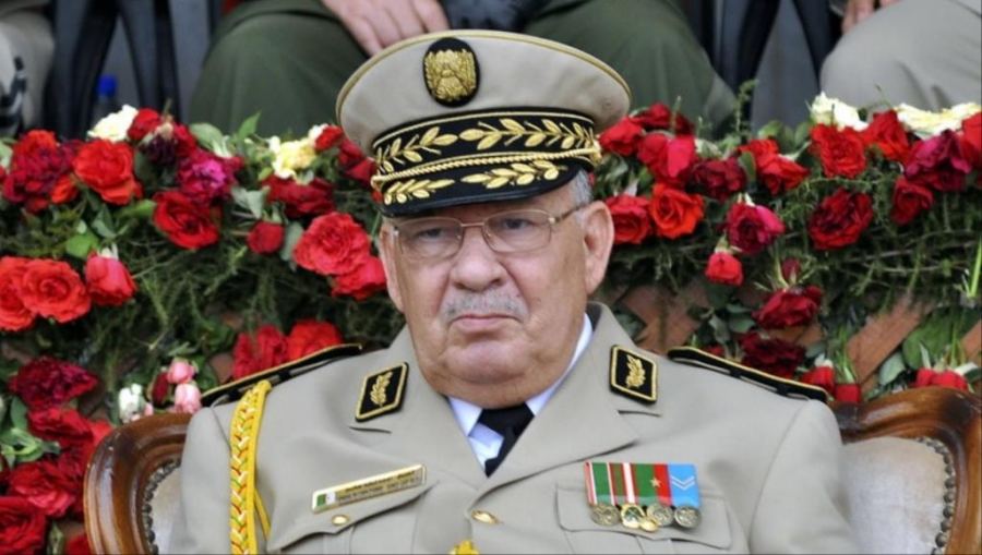 موقع “ميديابارت” ينشر مقالا يتحدث عن “مقتل” قايد صالح قبل أن يحذفه (وثيقة)