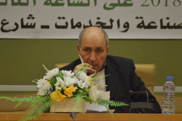 الفتنة نائمة…