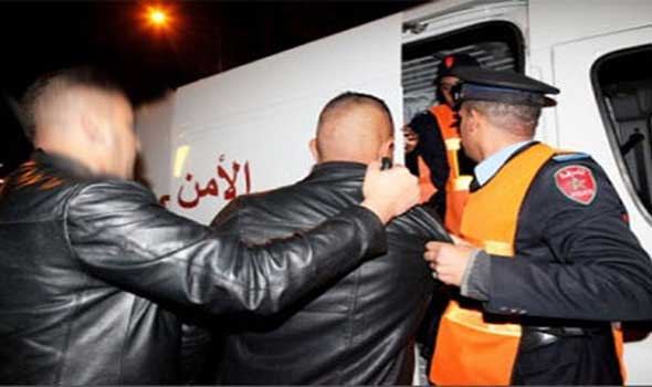 الرشوة تسقط موظفا كبيرا بالداخلية في يد الأمن
