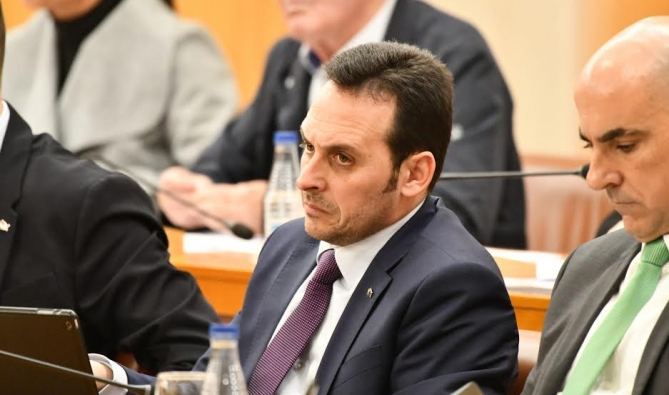 مسؤول إسباني يتوعد المغرب بـ”الكفاح المسلح”