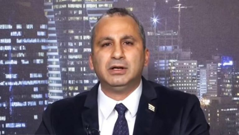 مستشار نتنياهو: قريبا قنصلية أمريكية بالعيون وسفارة مغربية بإسرائيل