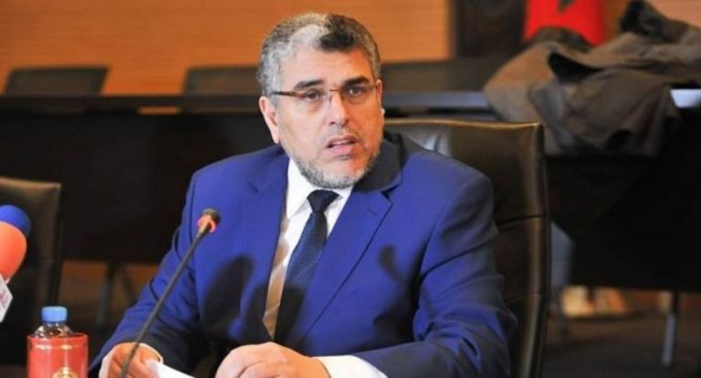 الرميد ينقلب على جمعيات حرمتها الداخلية من وصلات الإيداع