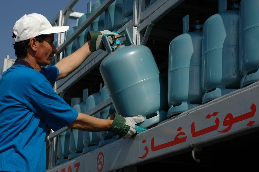 شبح احتكار “البوطا” يثير مخاوف المغاربة بعد تصريحات الرباح
