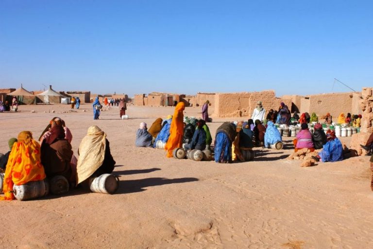 موقع فرنسي: مخيمات تندوف تُسجل ثاني وفاة بسبب “كورونا”