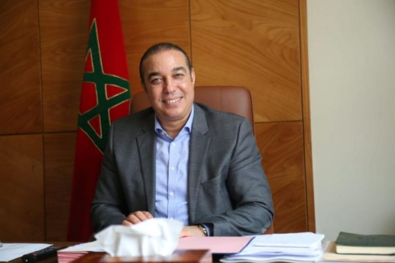 أوزين: حرب “الأقنعة” تُسقط القناع