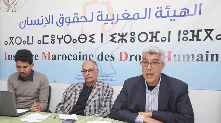 إعتقال 3 نشطاء حقوقيين داخل باشوية