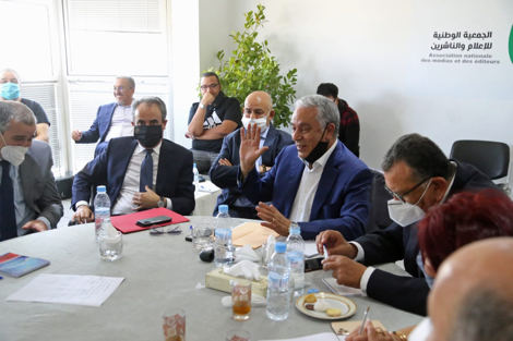 جمعية “الصحافة والناشرين” تجر زيان إلى القضاء