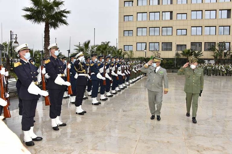 بعد القمة العسكرية المغربية المورتانية .. قادة الجيش الموريتاني يحلون بالجزائر