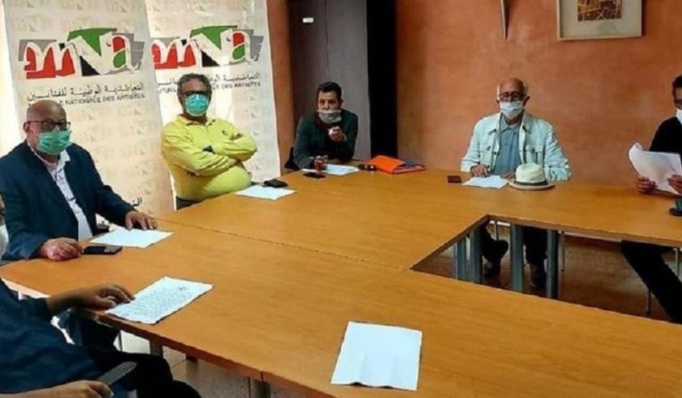 أمكراز يحل “تعاضدية الفنانين” بسبب “اختلالات خطيرة”