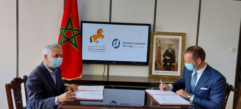 الاتحاد الدستوري يتعاقد مع منظمة ألمانية لتكوين فرق حملته الإنتخابية (صور)