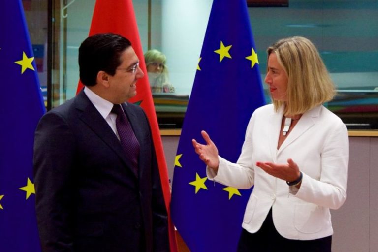 صحيفة بريطانية: المغرب يعرض الاتحاد الأوروبي للإذلال في عملية التلقيح