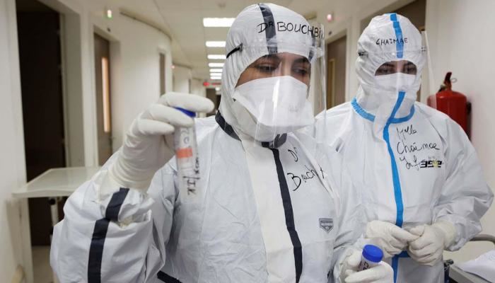 أطباء يقيمون الوضعية الوبائية في الذكرى الأولى لاجتياح كورونا المغرب