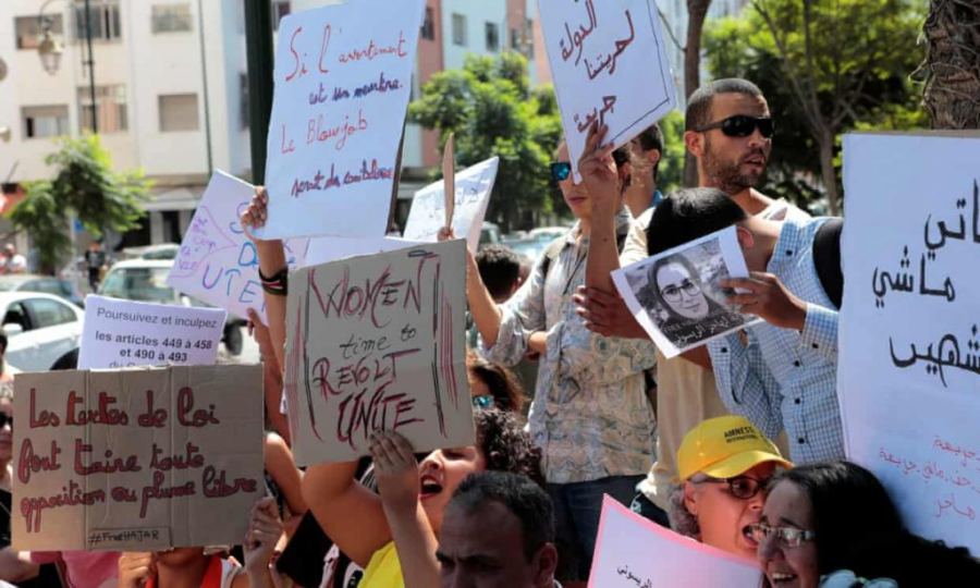 “خارجة على القانون” “تُحقق” في مواقف الأحزاب من الفصل 490