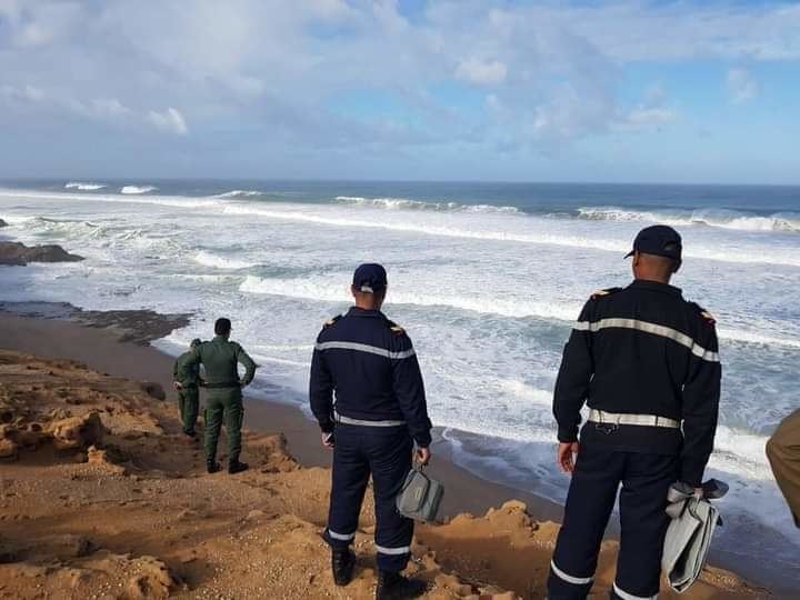 غرق قاصر بأحد شواطئ طنجة يستنفر السلطات