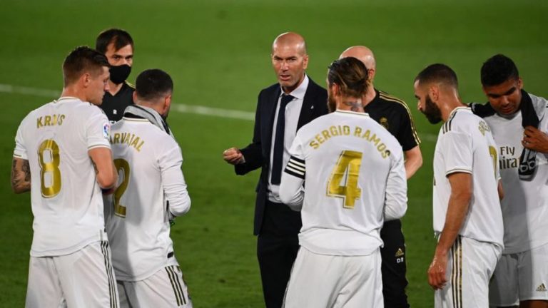 ريال مدريد يعلن إصابة نجمه البارز بكورونا