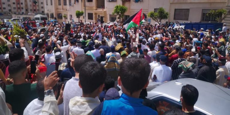 عشرات الوقفات التضامنية مع فلسطين تجتاح مدنا مغربية (صور)