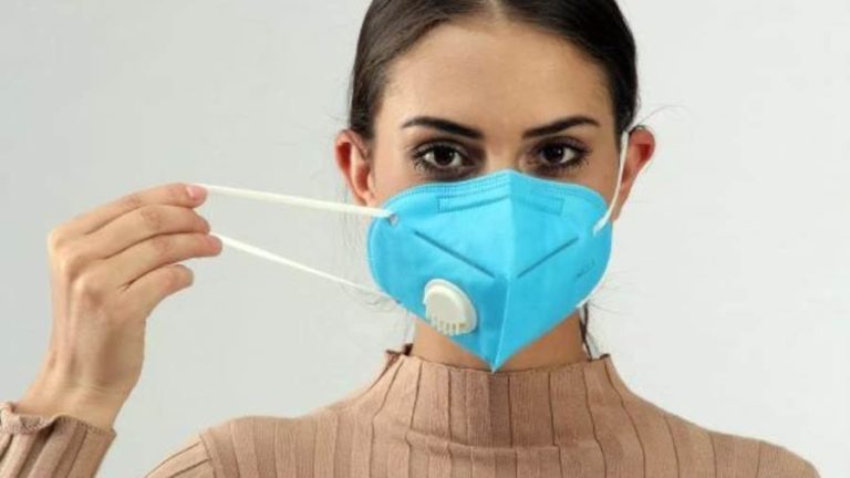 دراسة تحسم الجدل حول جدوى ارتداء الكمامة في الحماية من كورونا