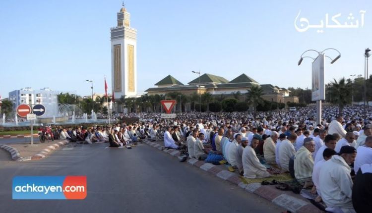 شيوخ وأكادميون ينتفضون ضد قرار منع صلاة عيد الأضحى